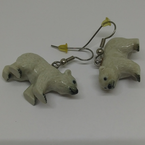 Porcelain Polar Bear drop Earrings Very Detailed - Picture 5 of 8
